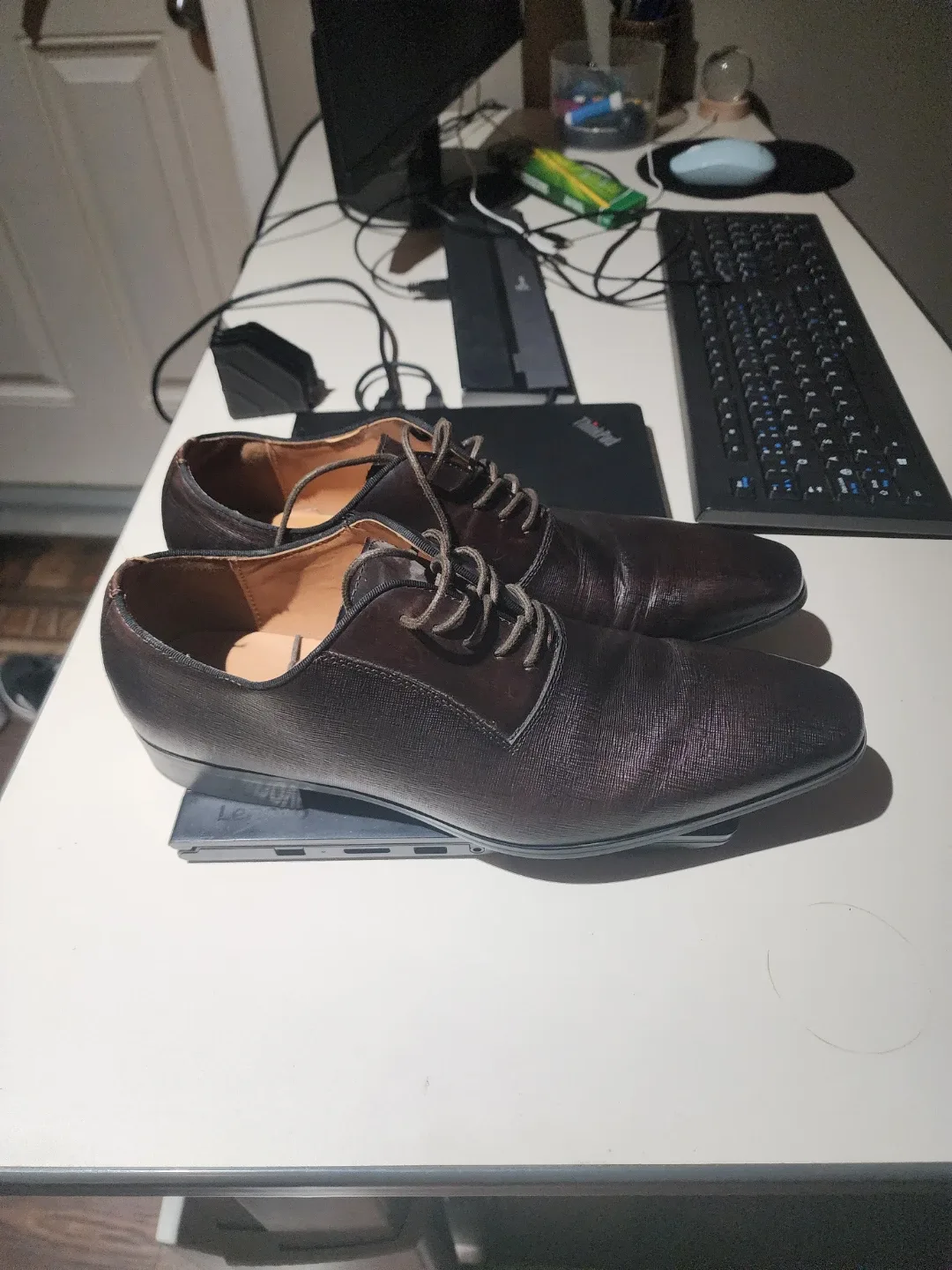 Men's Brown Leather Dress Shoes image indicator(3)