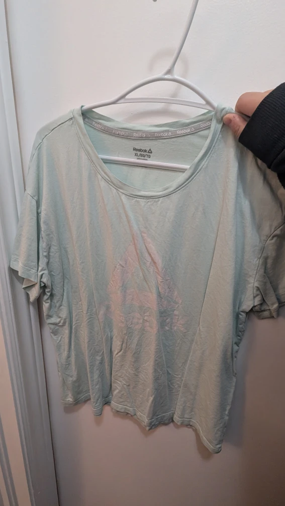 Reebok T-Shirt - XL - Light Green