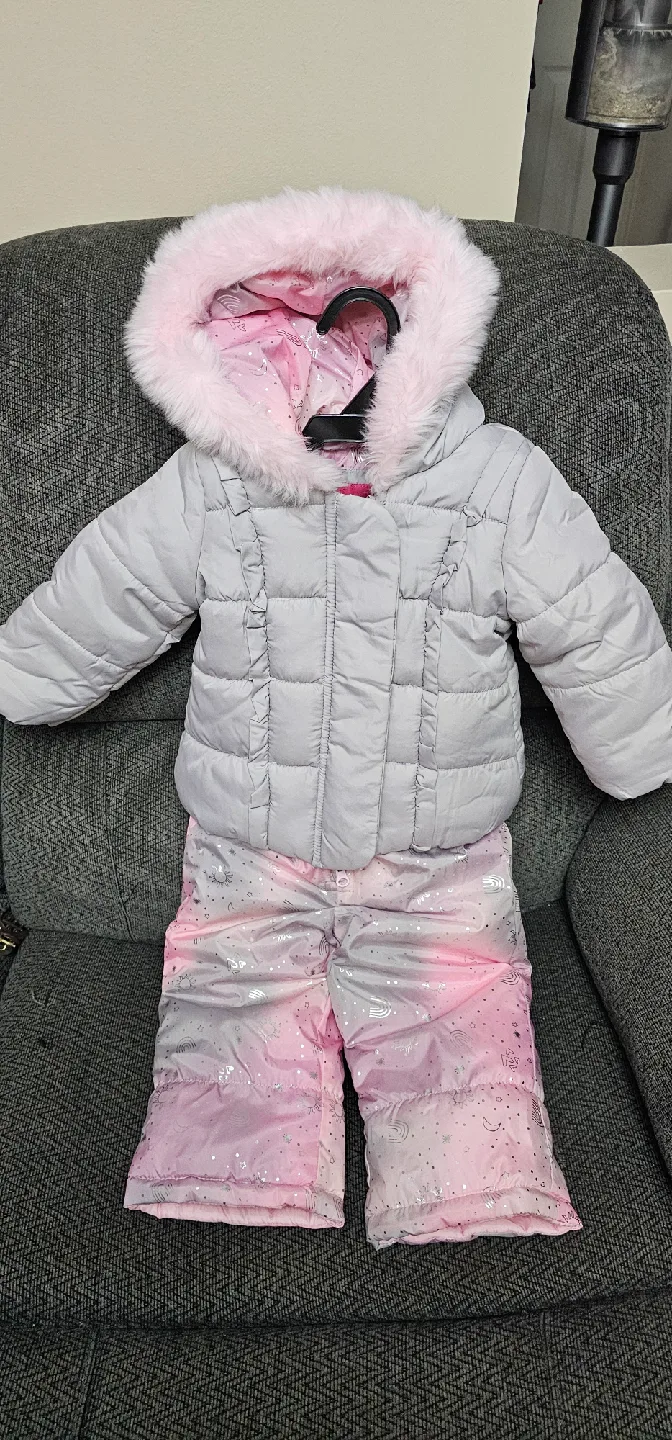 infant 18M Snowsuit image indicator(2)