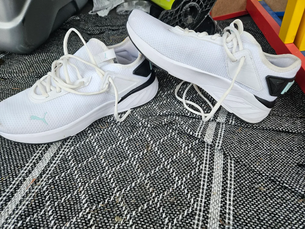 Puma Softride White Sneakers image indicator(2)