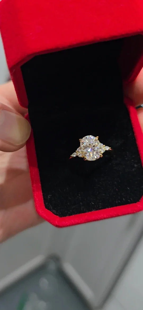 Brilliant Earth Nadia Ring