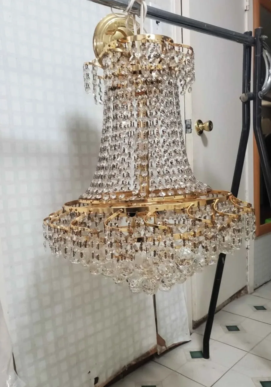 Beautiful vintage 10 light crystal chandelier thumbnail