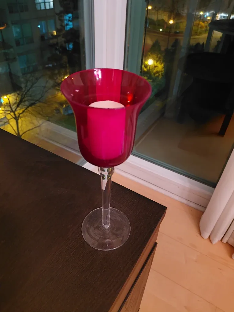 5 Red Glass Votive Holders with Candles image indicator(3)