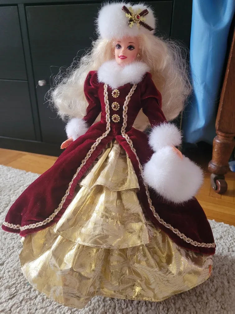 Barbie Holiday Collection image indicator(4)