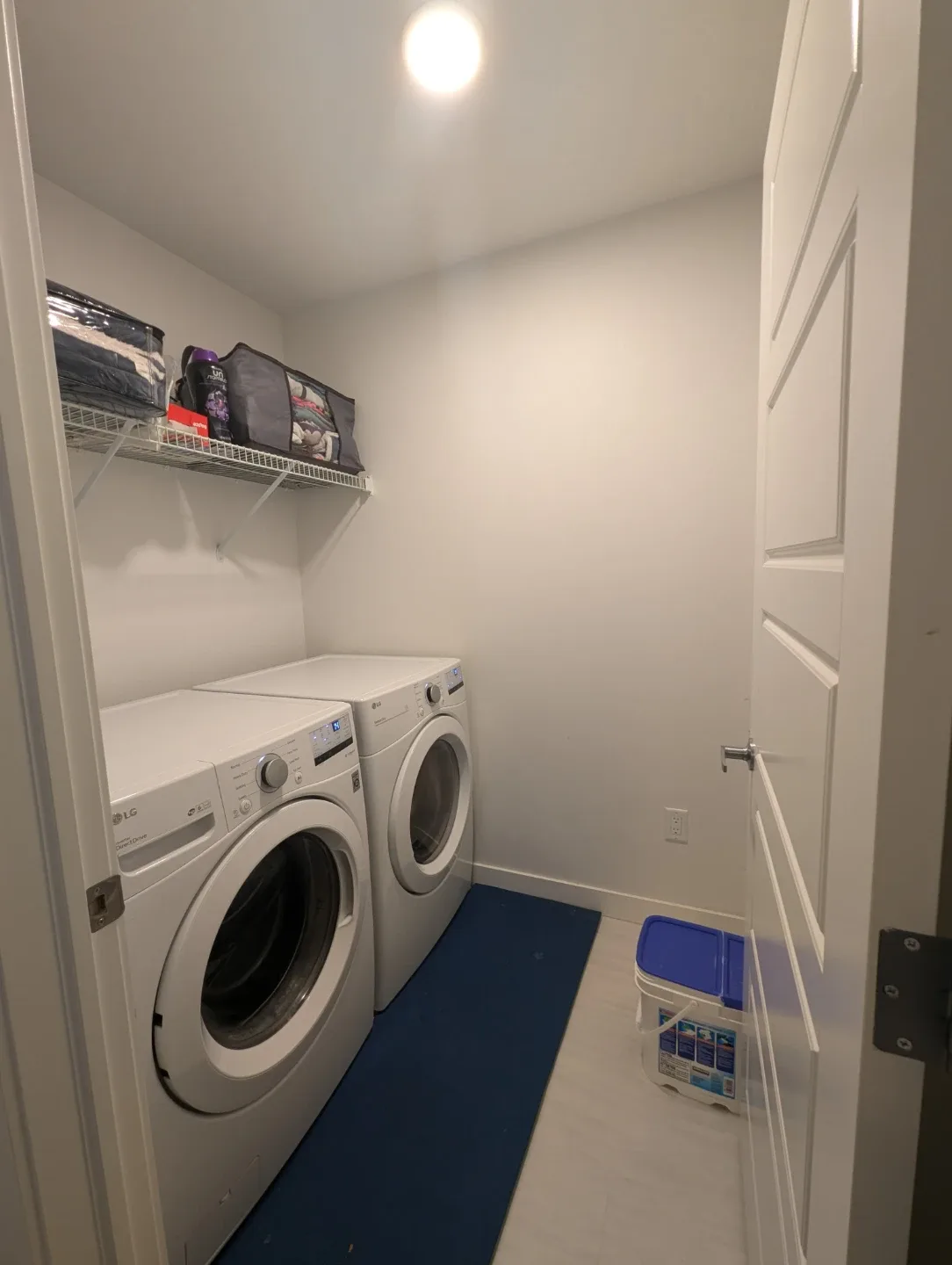 Duplex house for rent image indicator(7)