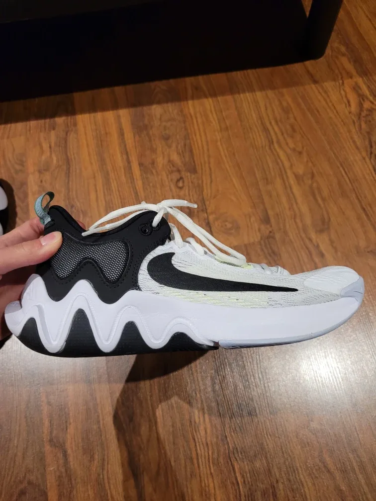 Nike Giannis Immortality 3 Basketball Shoes