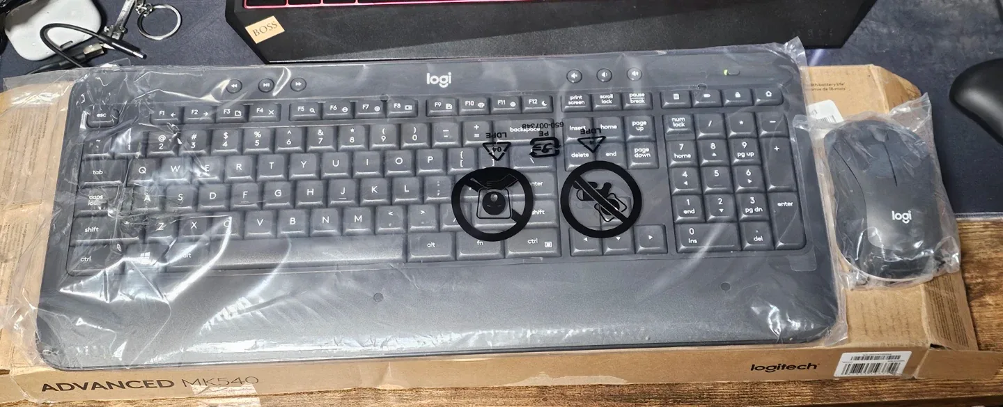 New Logitech MK540 Advanced Wireless Keyboard and Mouse image indicator(4)