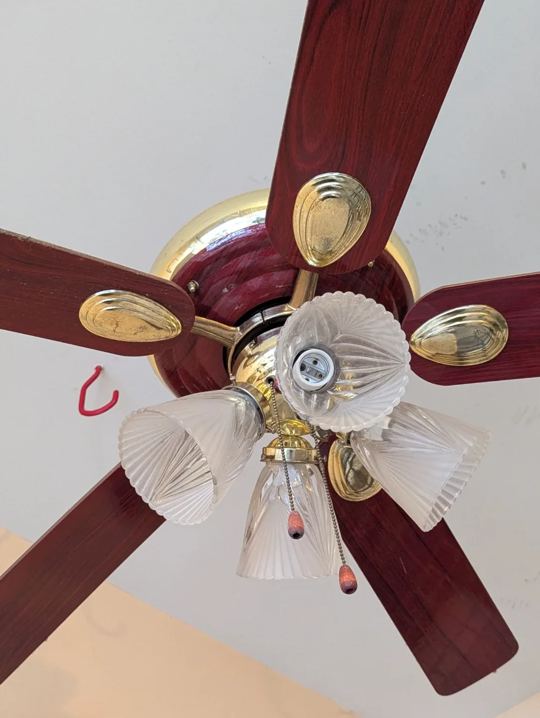Ceiling Fan with 5 Blades & Glass Shades image indicator(4)