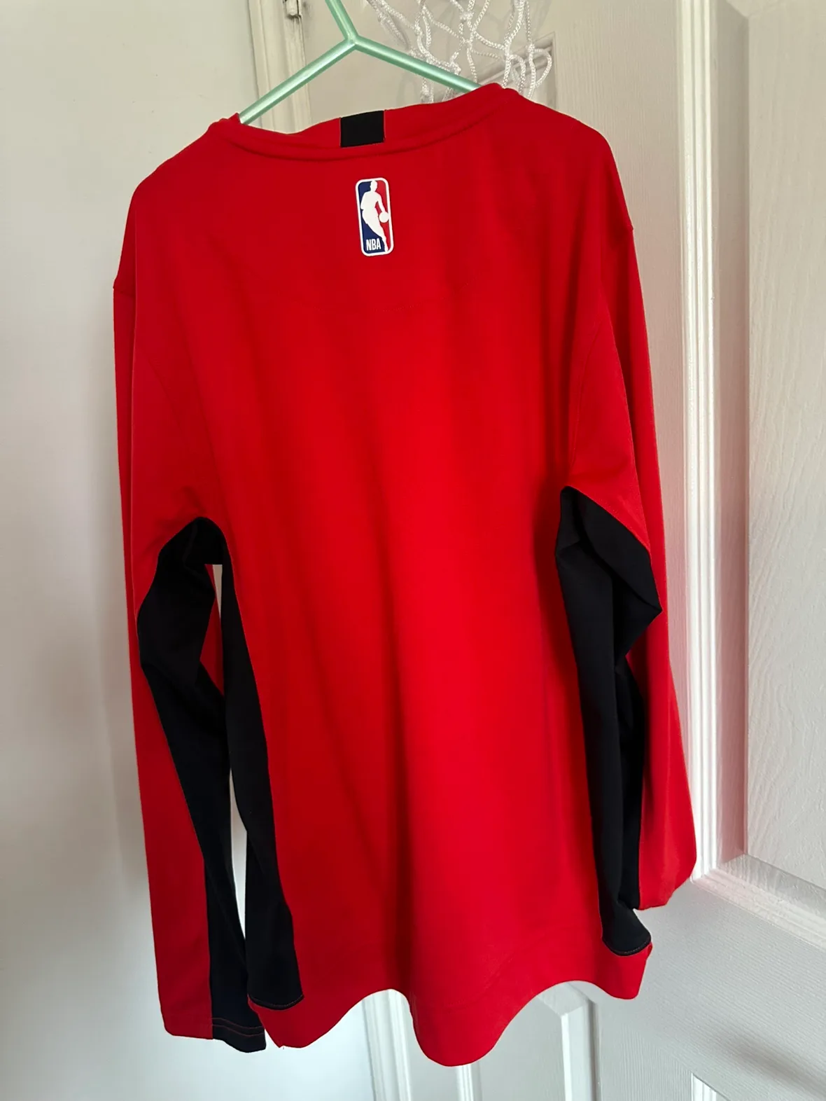 Age 10/12 - Nike NBA Raptors Long Sleeve Shirt image indicator(2)