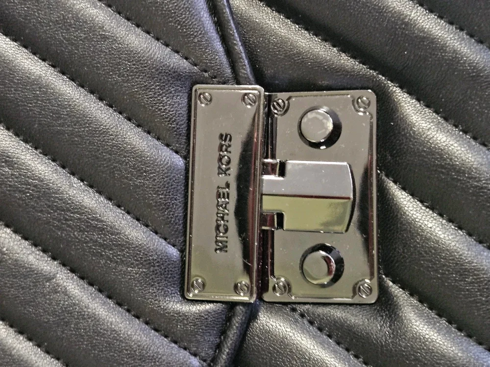 Michael Kors Black Leather Shoulder Bag image indicator(3)