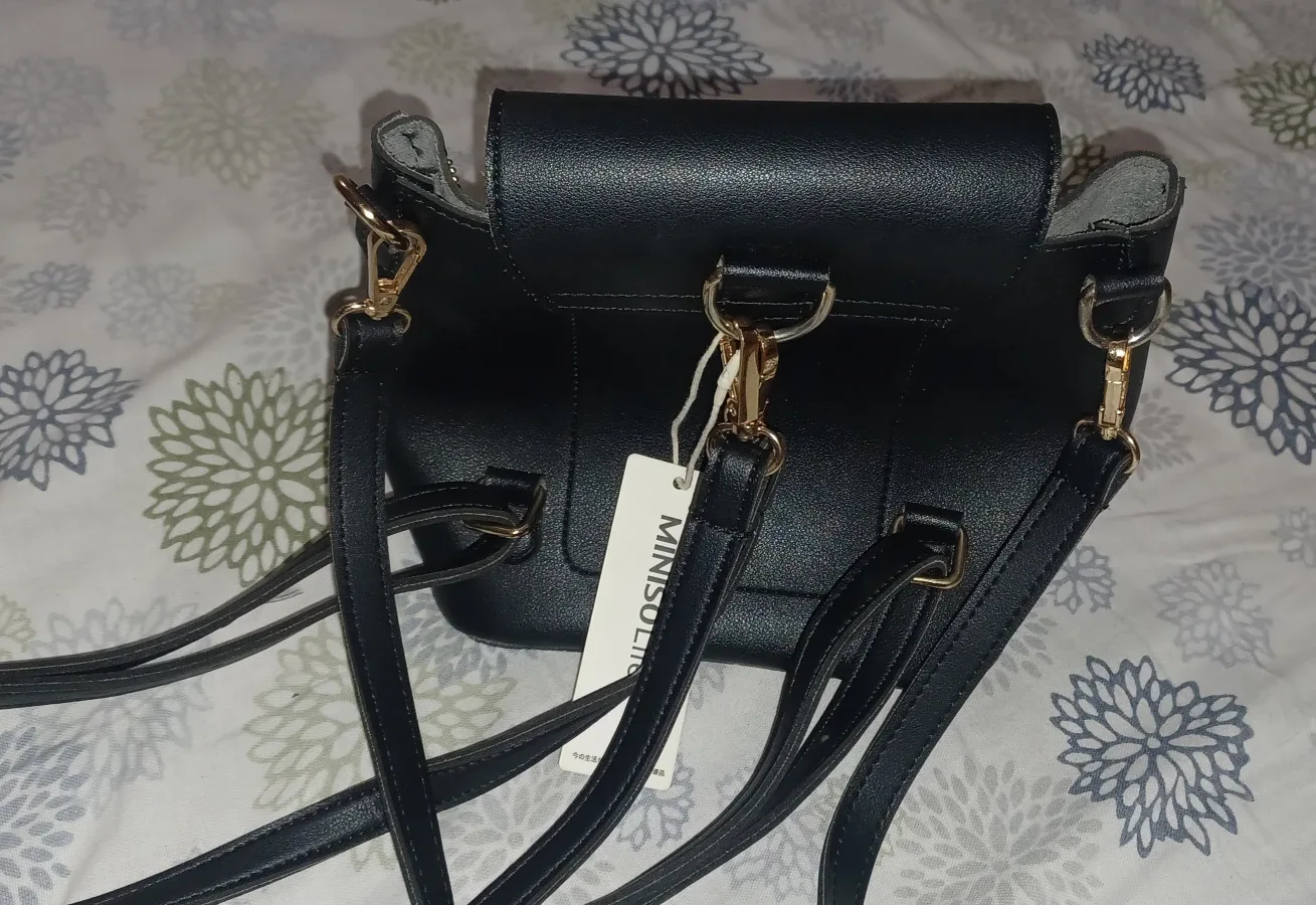 Miniso Life Black Backpack image indicator(2)