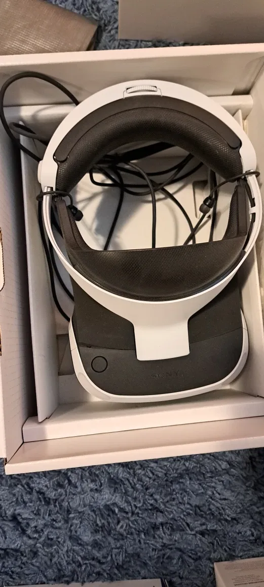 Great Christmas PS 5 with all accessories image indicator(7)