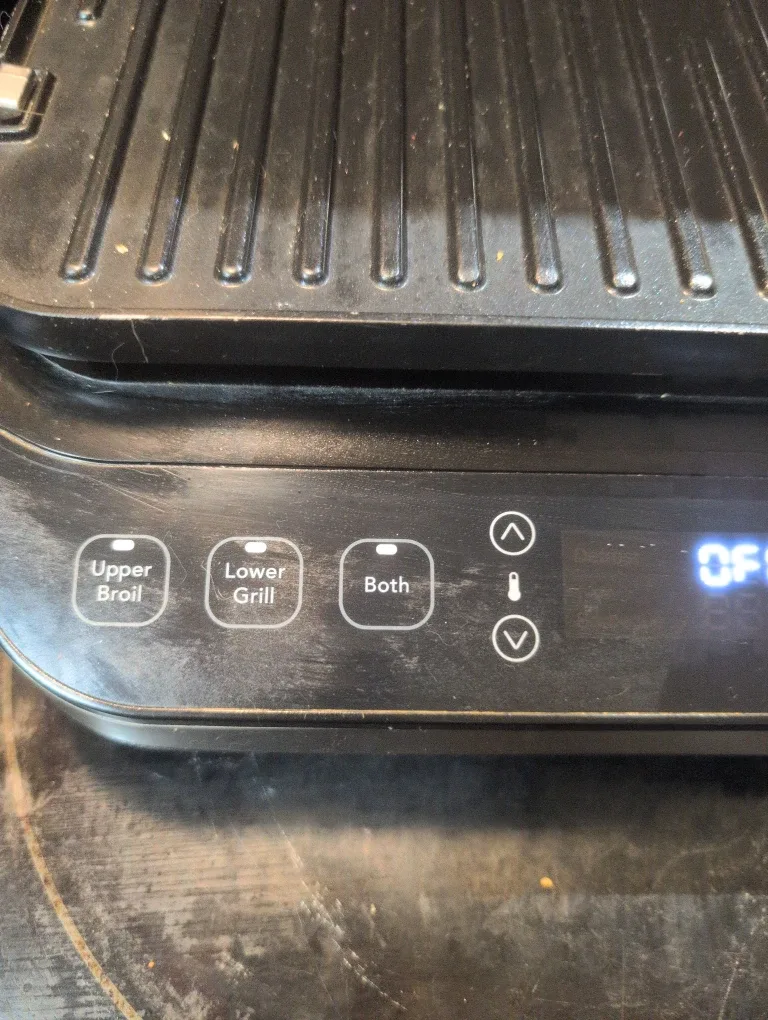 Frigidaire Indoor Grill image indicator(2)
