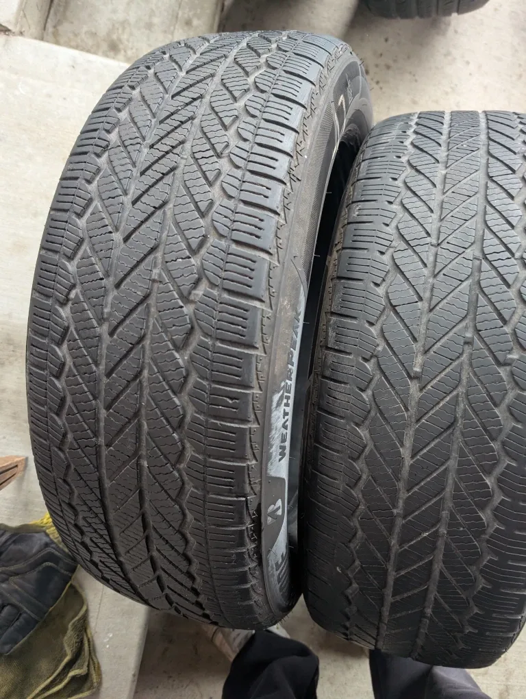 Bridgestone Weatherpeak 225/60R18 Tire image indicator(7)