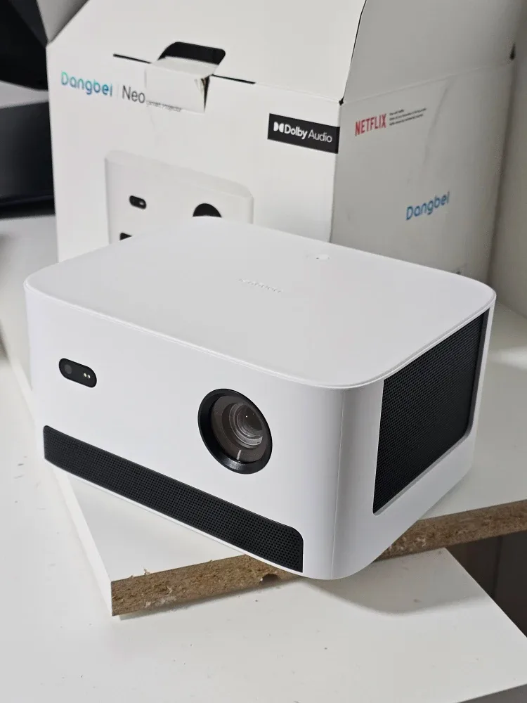 Dangbei Neo Smart Projector - New! image indicator(2)
