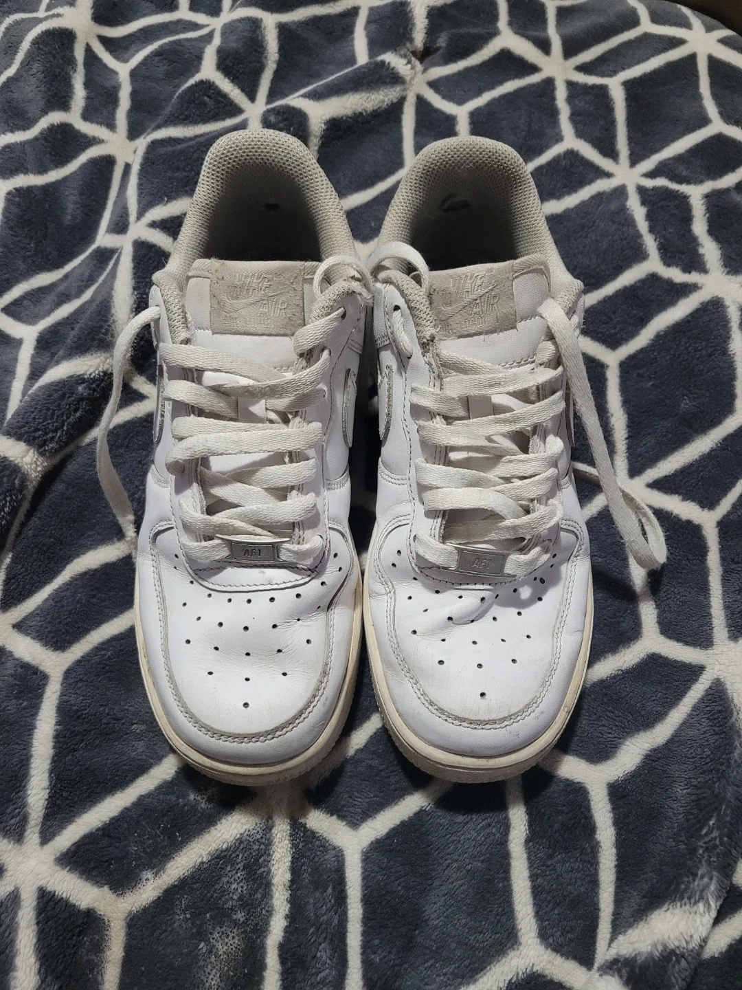 Nike Air Force 1 White Sneakers image indicator(2)