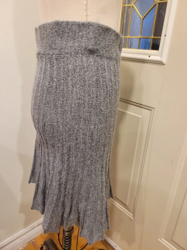 Zara med Knit Skirt image indicator(3)