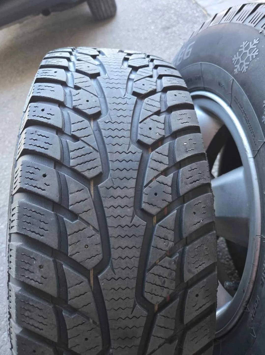 Ecovision W686 Winter Tires on RIMS 225/65R16 - photo 4