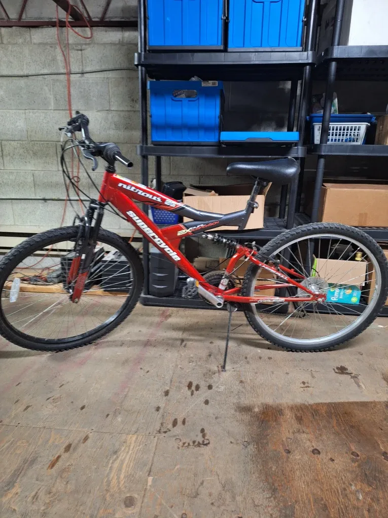 Supercycle Nitrous 26" Mountain Bike image indicator(3)