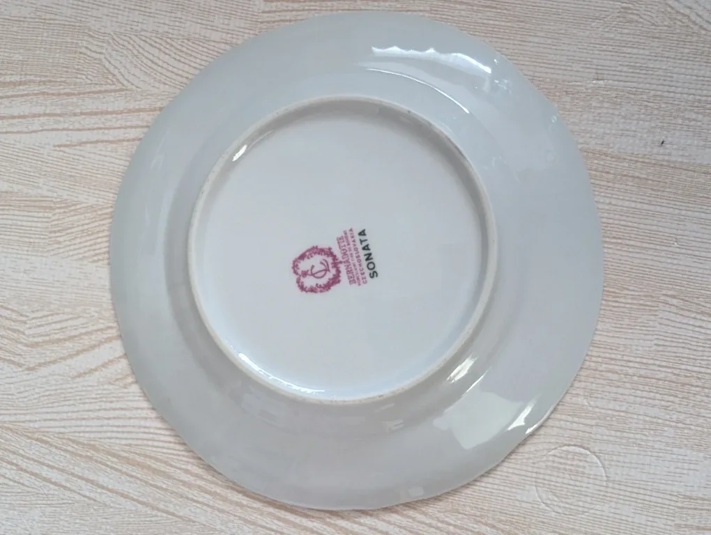 Bernadotte Sonata Porcelain Fine de Bohème Tea Cups and Saucers image indicator(5)