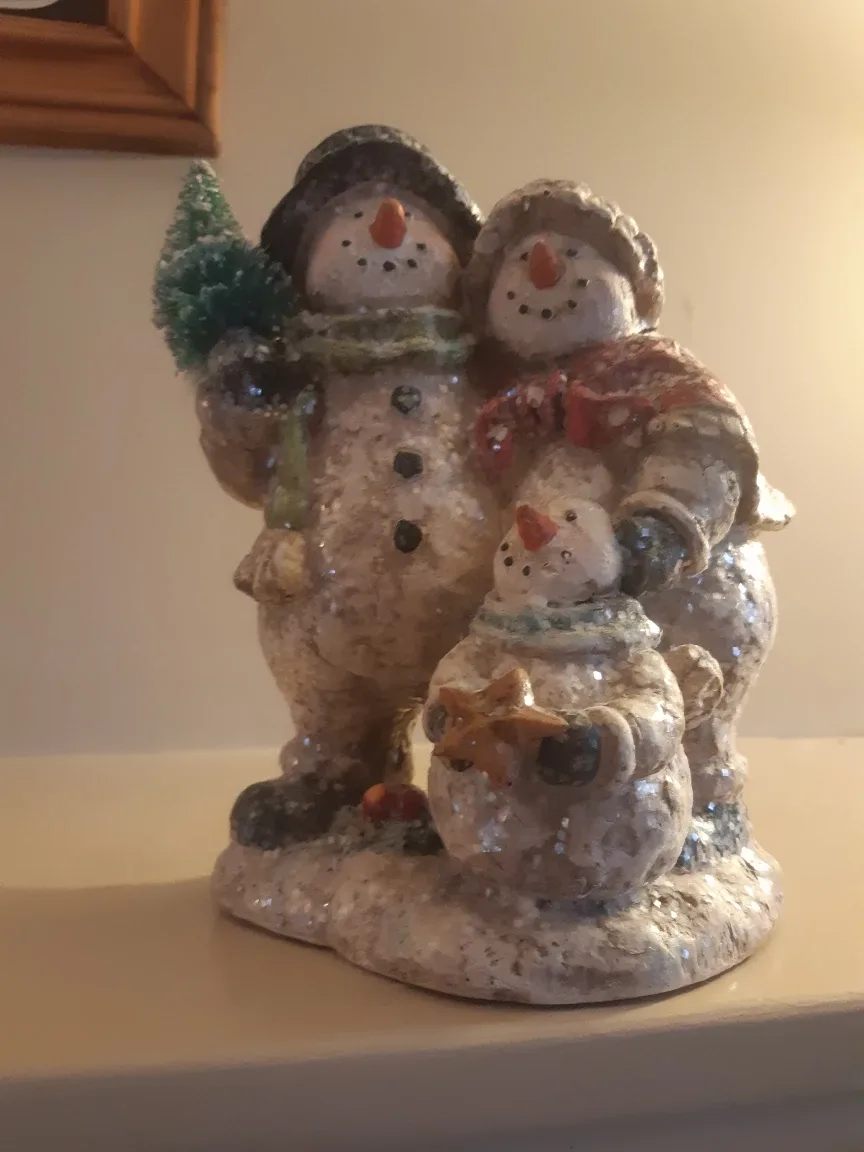 Snowman Family Figurine