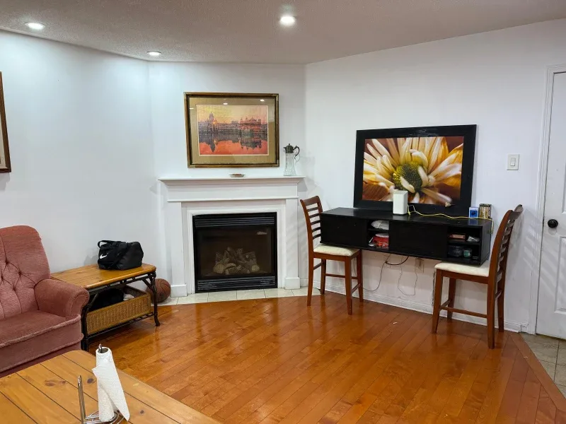 📌 Private Room for Rent image indicator(8)