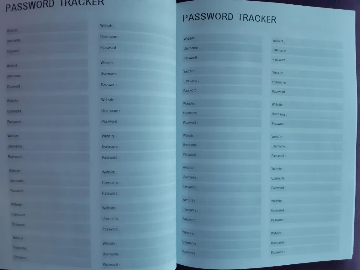 2026-2027 Monthly Planner - Floral Design image indicator(6)