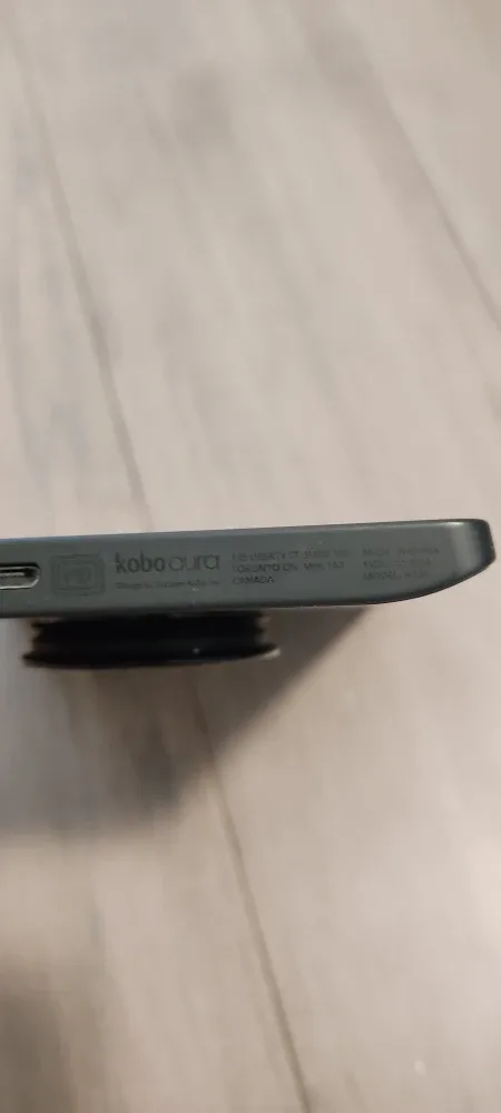 Kobo Aura eReader - Great Condition image indicator(3)