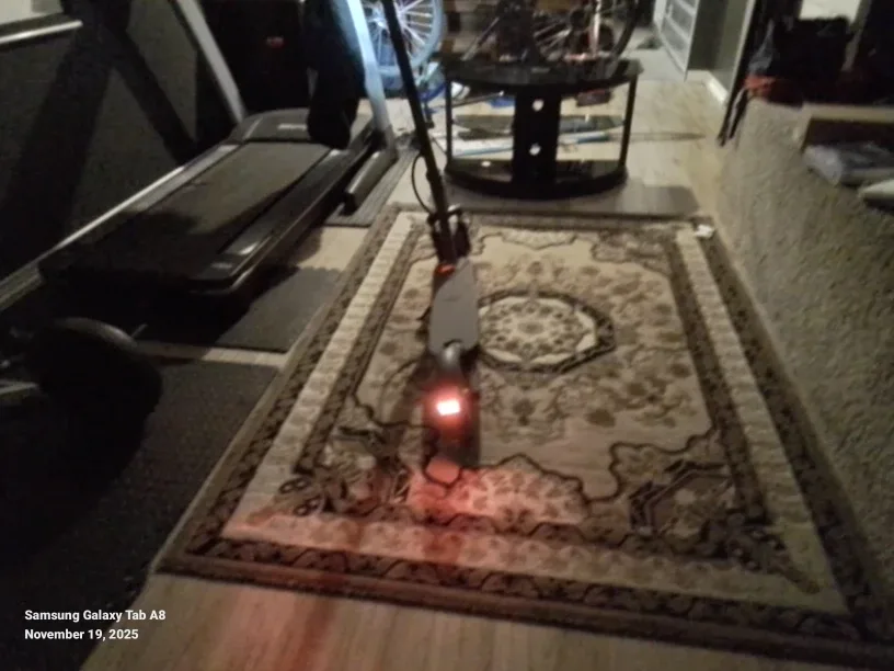 5TH WHEEL v40 pro Electric Scooter image indicator(2)