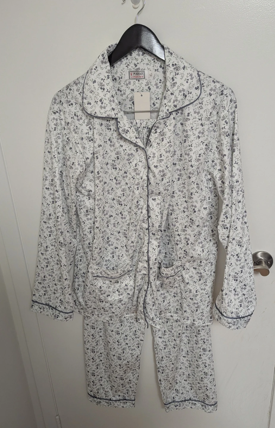 Brand New with Tags Floral Pajama Set - Women's Size X-Large - photo 2