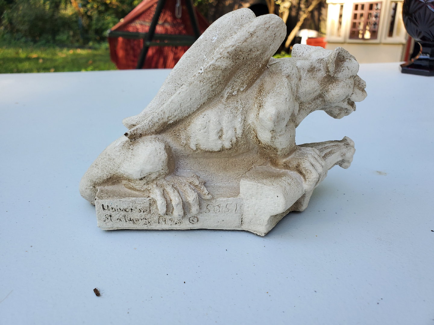 Universal Statuary Lying Gargoyle MI 5051 - photo 2