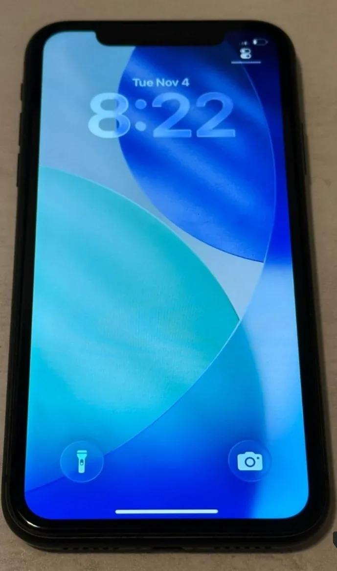 Apple iPhone 11 - Black image indicator(2)