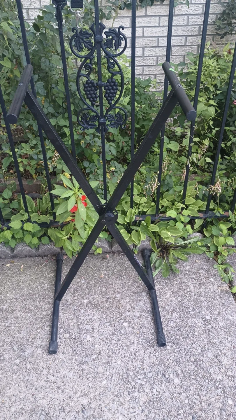 Keyboard Stand - Black thumbnail