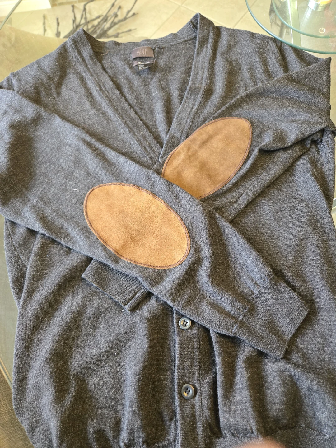 H & M Merino Wool Black Cardigan - photo 2
