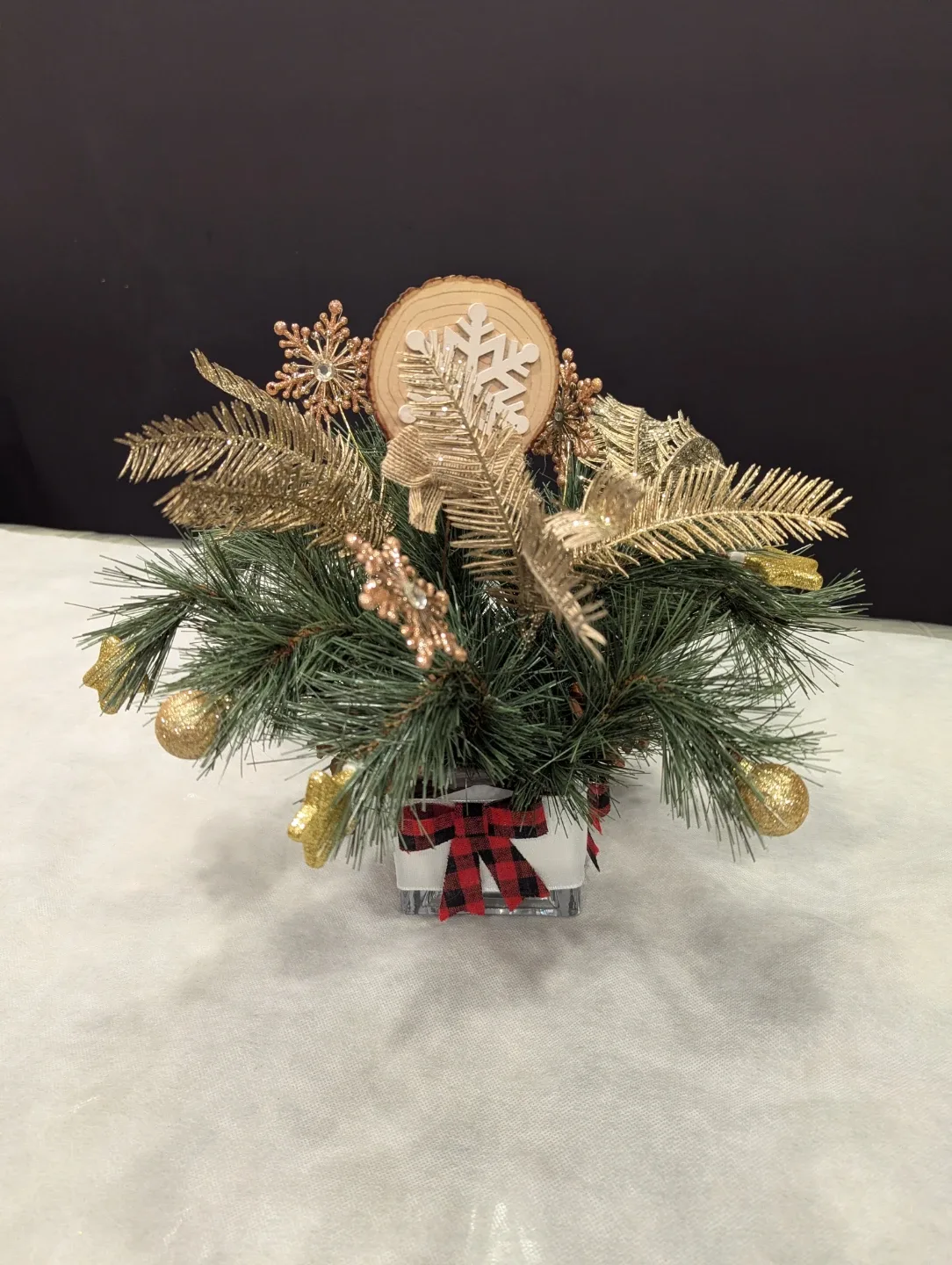 Brand New Christmas decor thumbnail