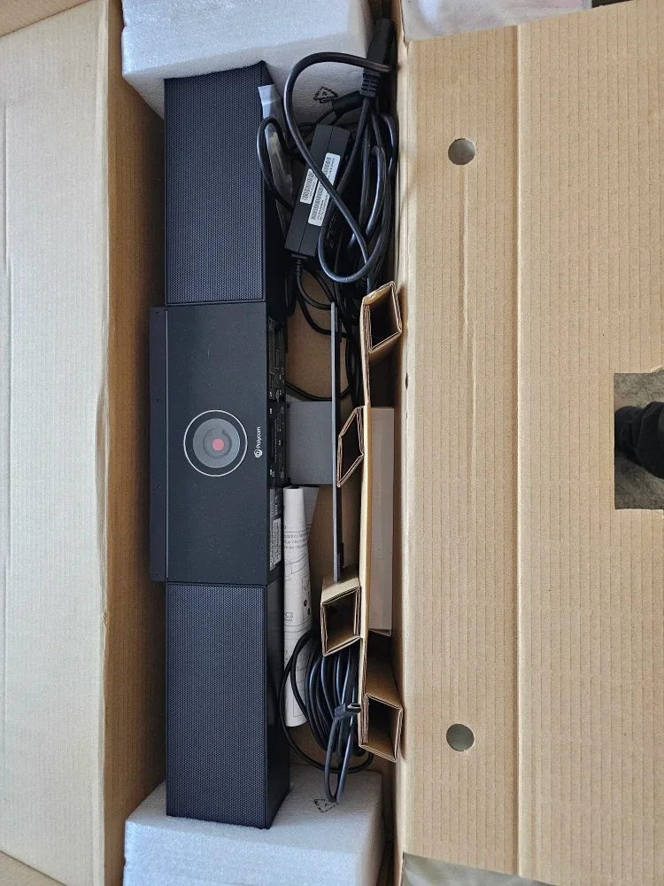 Poly Studio 4K USB Video Conference System P009