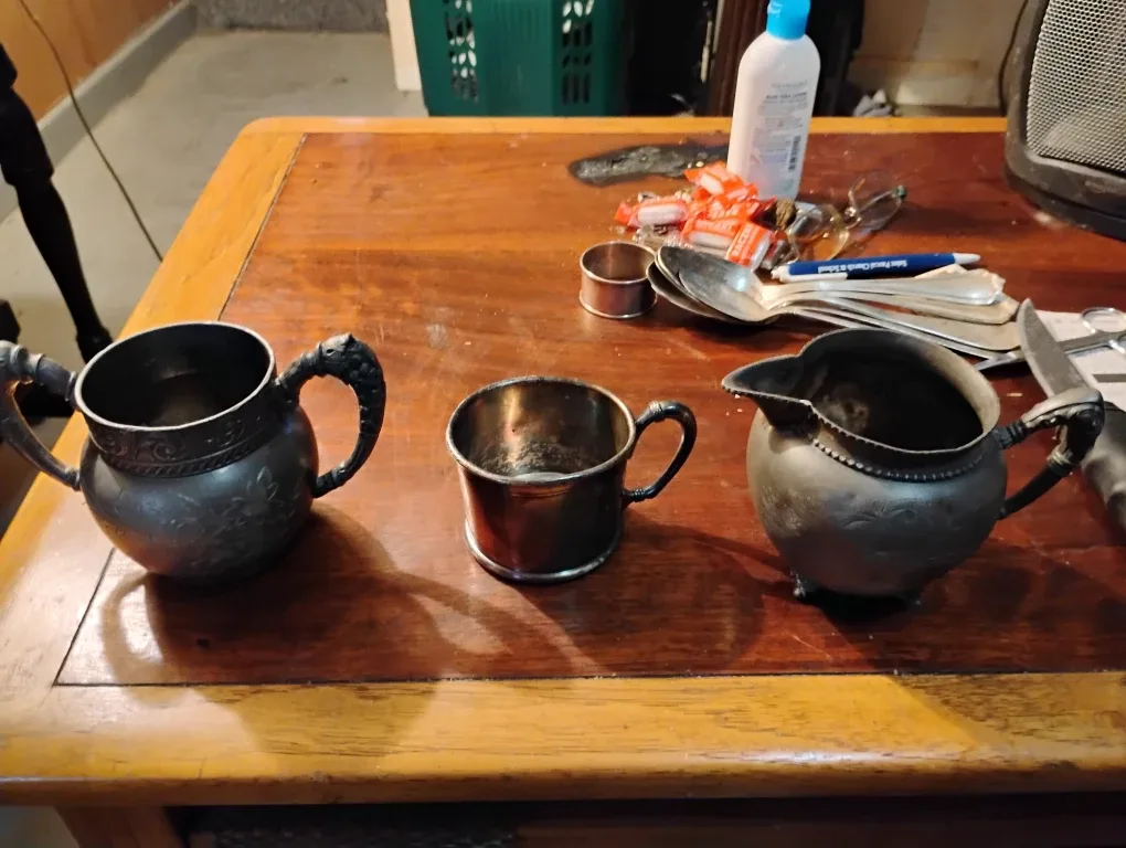 Vintage Silver Plated Creamer and Sugar Bowl Set