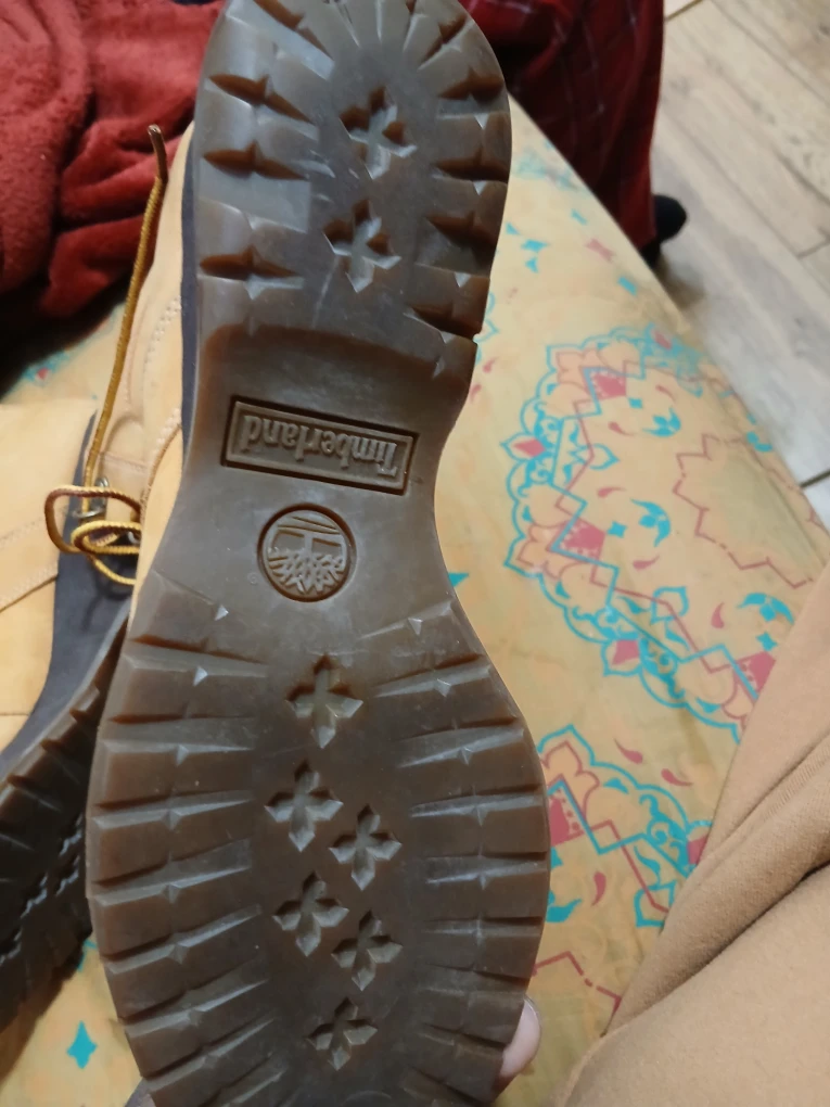 Timberland Hiking Boots - Size 8.5 - photo 3