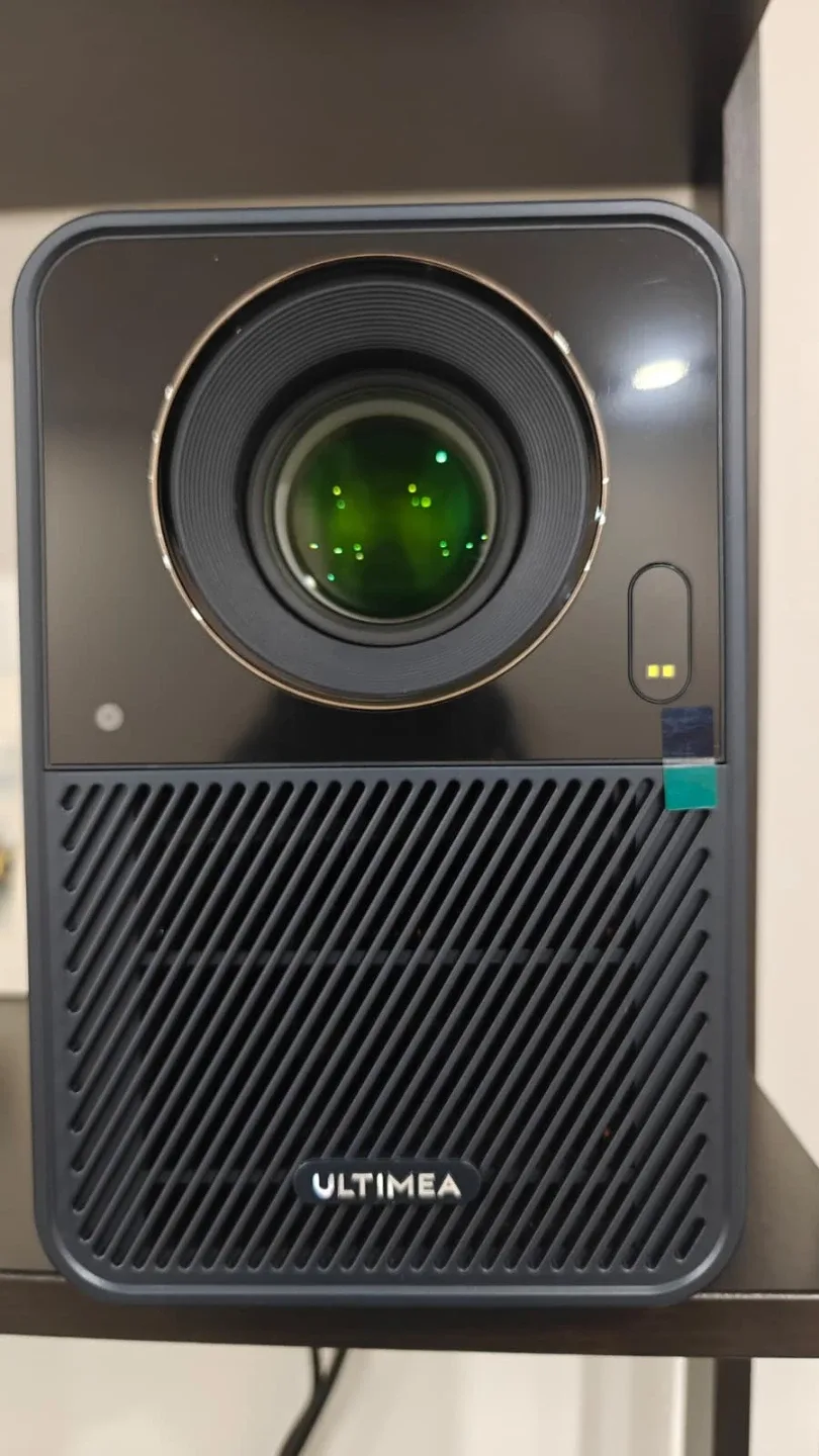 Ultimea Poseidon E40 Projector image indicator(2)