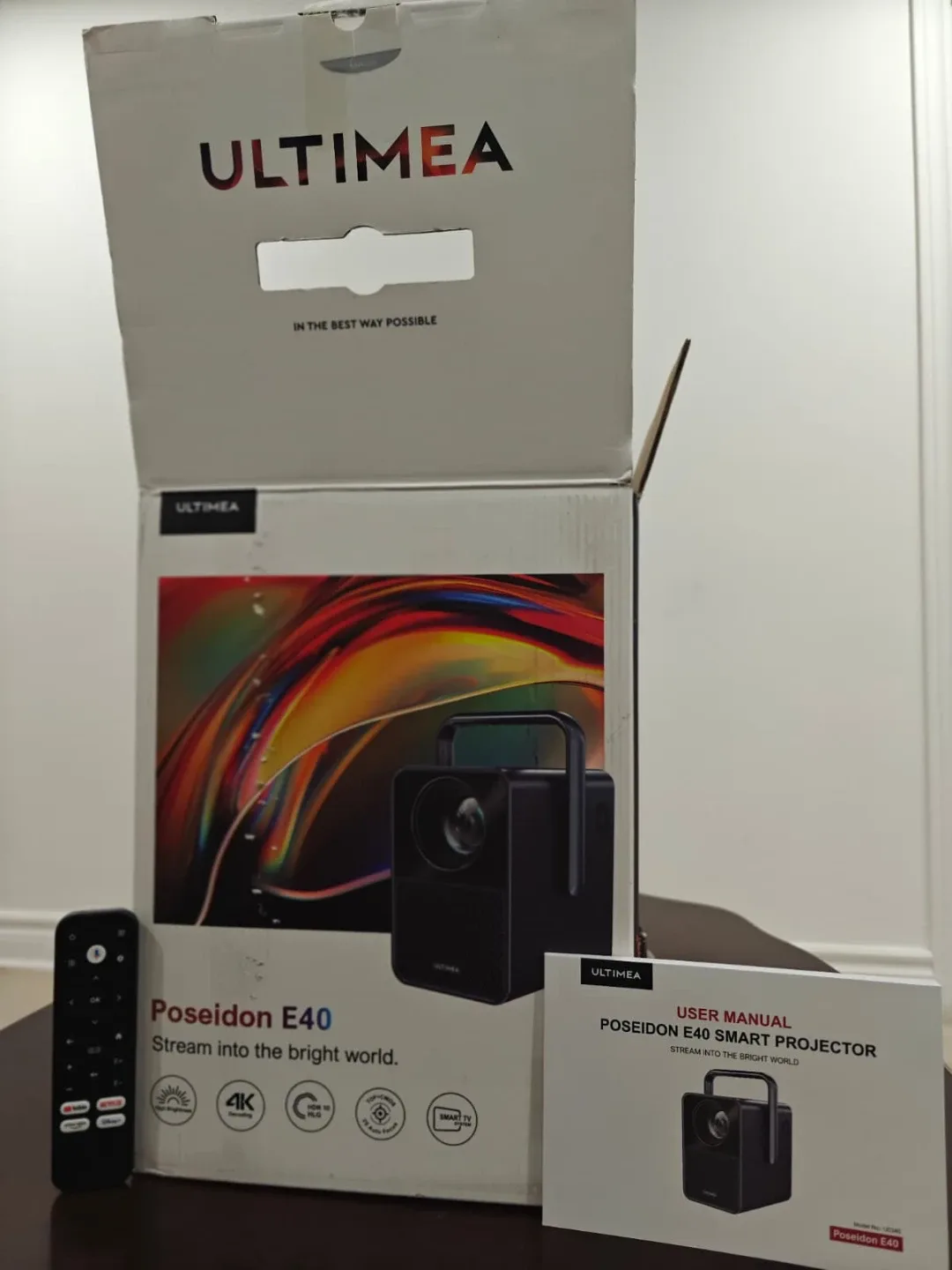 Ultimea Poseidon E40 Projector image indicator(4)