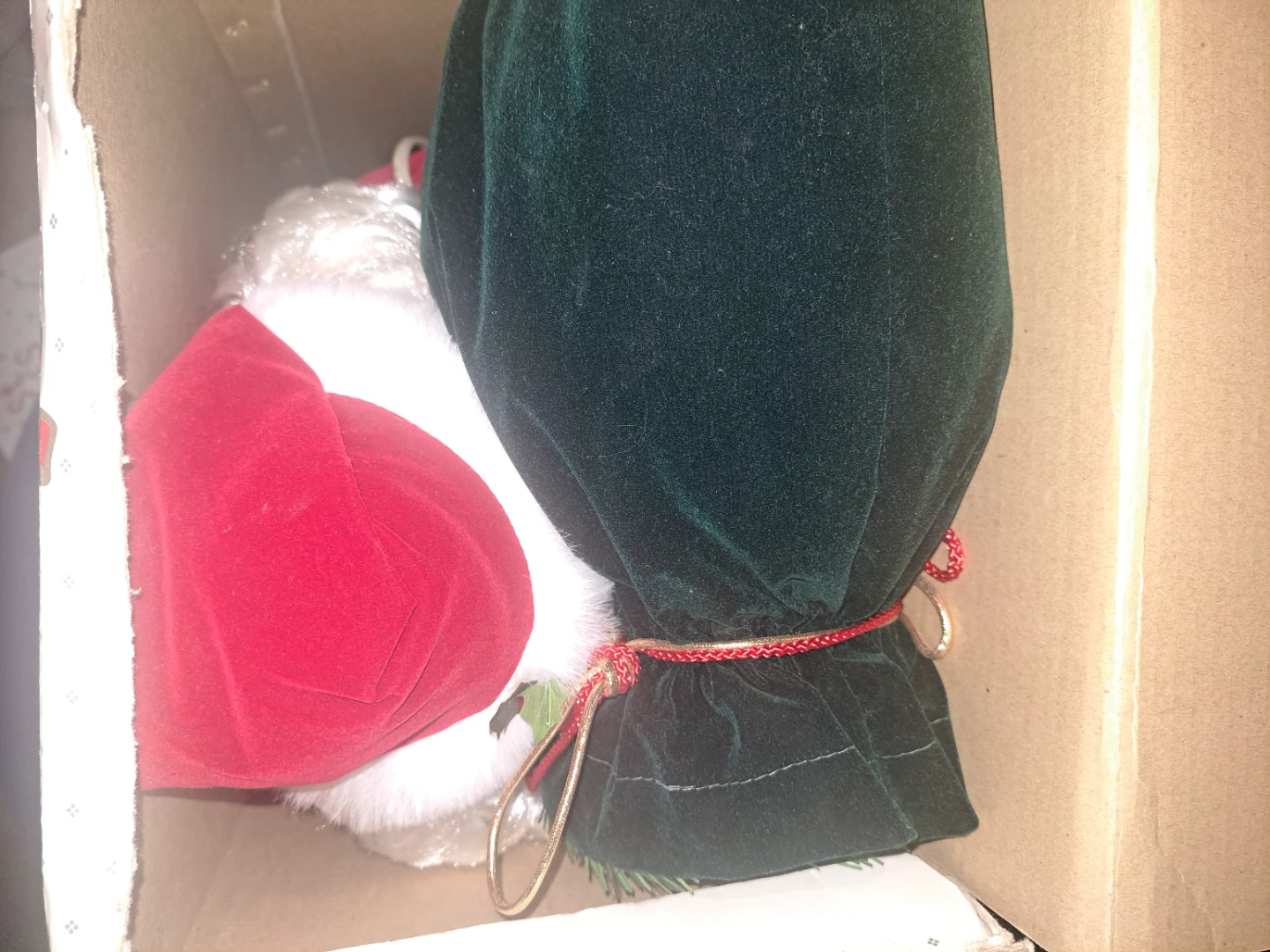 Deluxe 30" Animated Santa with Music - photo 3