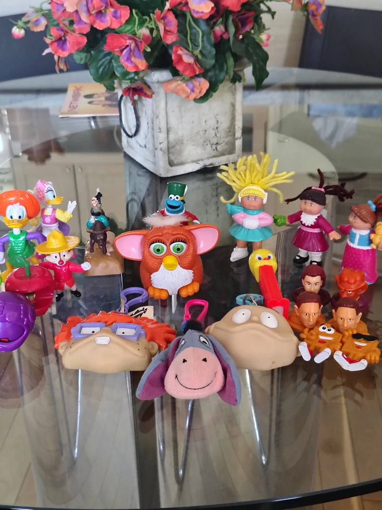 Lot of 1990s Collectible Toys - 22 Pieces Whole Lot - photo 3