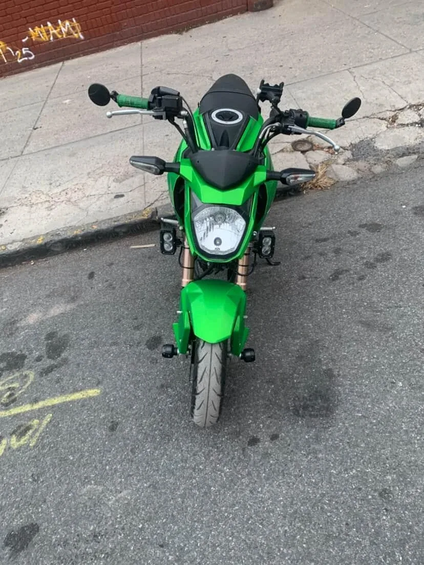 Kawasaki Z125 Pro - Green Motorcycle image indicator(3)