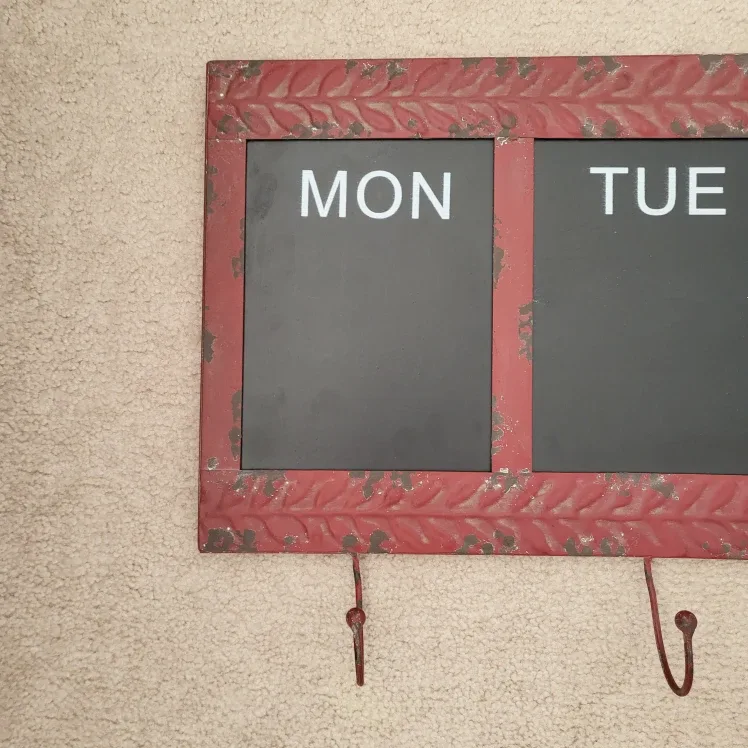 Pristine! Chalk Board 7-Day Calendar+Hooks - Quick Pickup!🚀 image indicator(2)