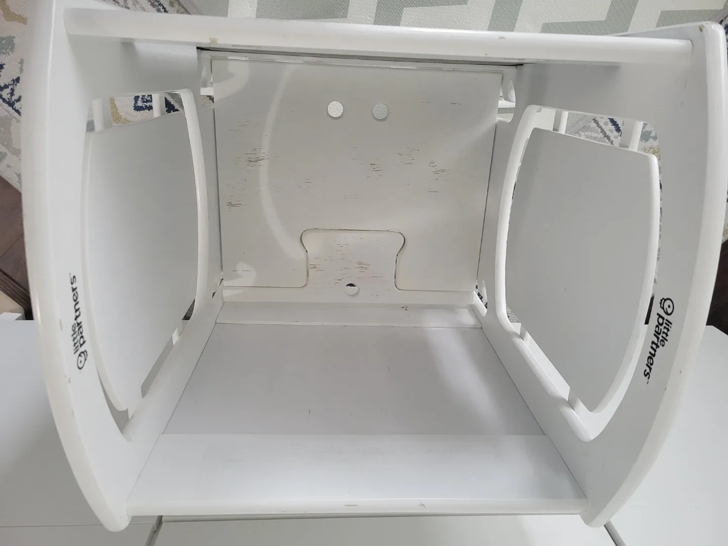 Little Partners Learning Tower image indicator(6)