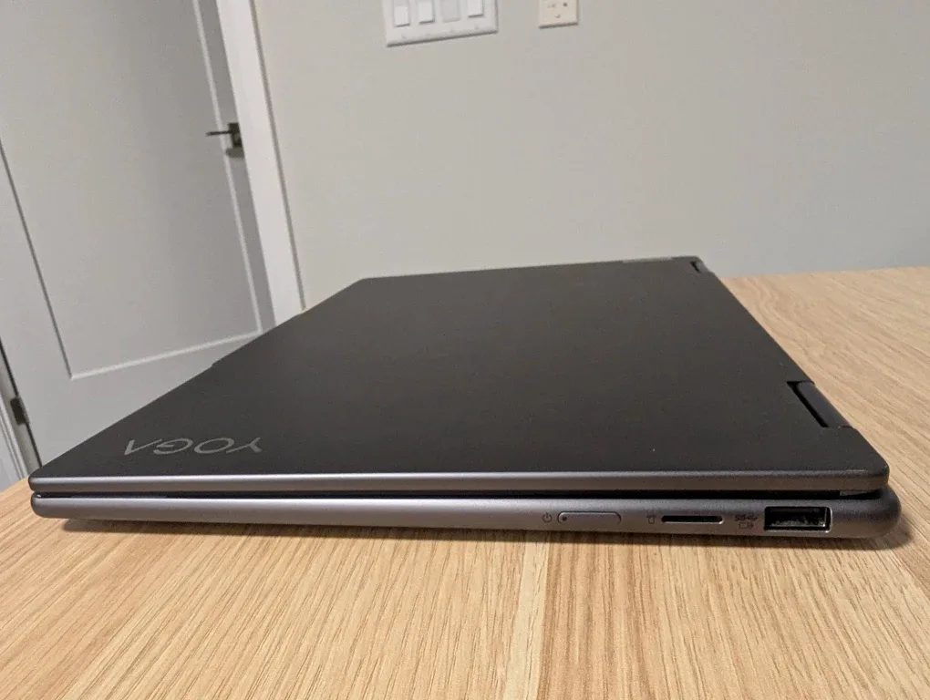 Lenovo Yoga 7 14 inches Laptop image indicator(6)