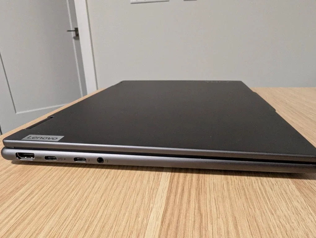 Lenovo Yoga 7 14 inches Laptop image indicator(7)