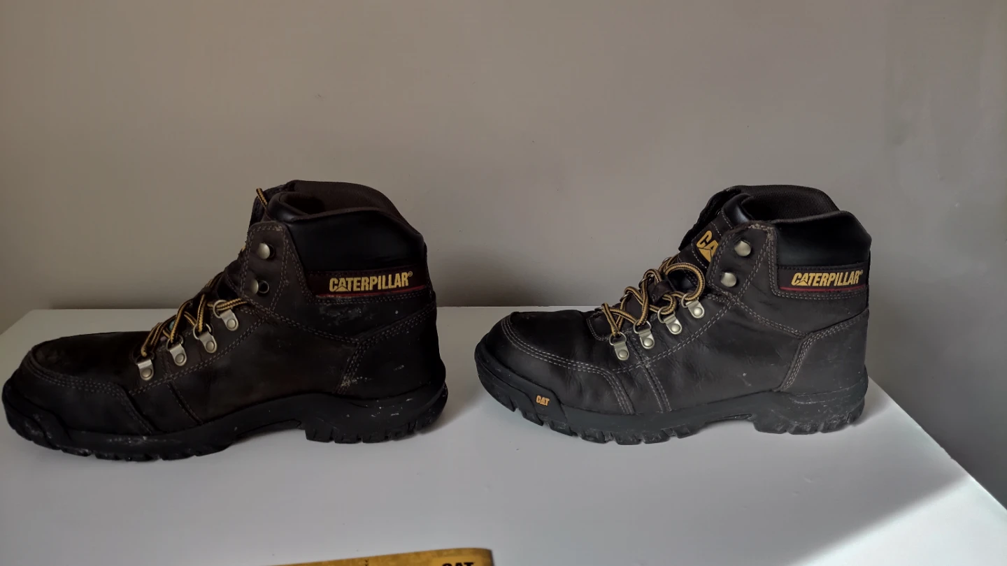 Caterpillar Men's Work Boots, Size 10.5 - photo 4