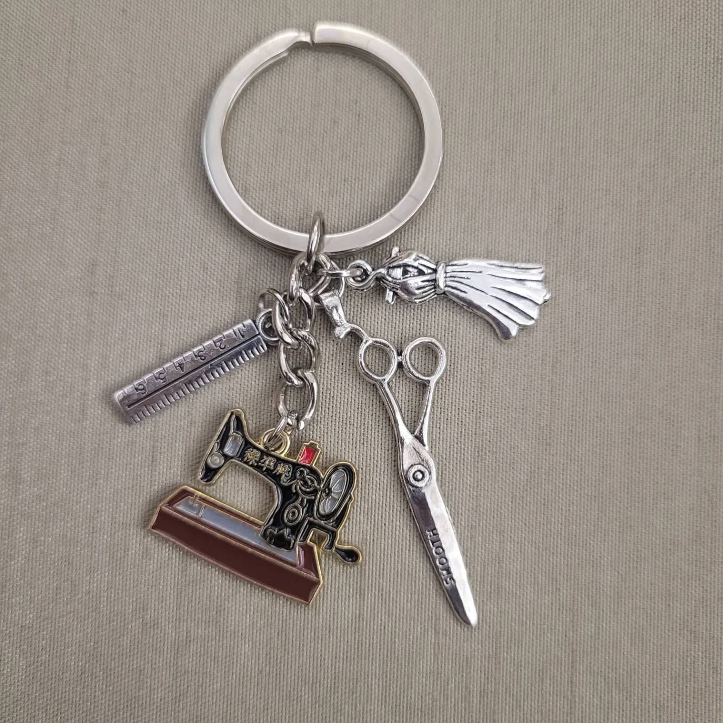 Sewing Keychain Brand New without Tags image indicator(2)