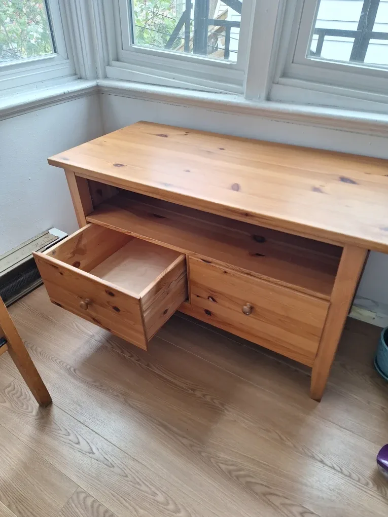 Wood TV Stand with Drawers image indicator(2)